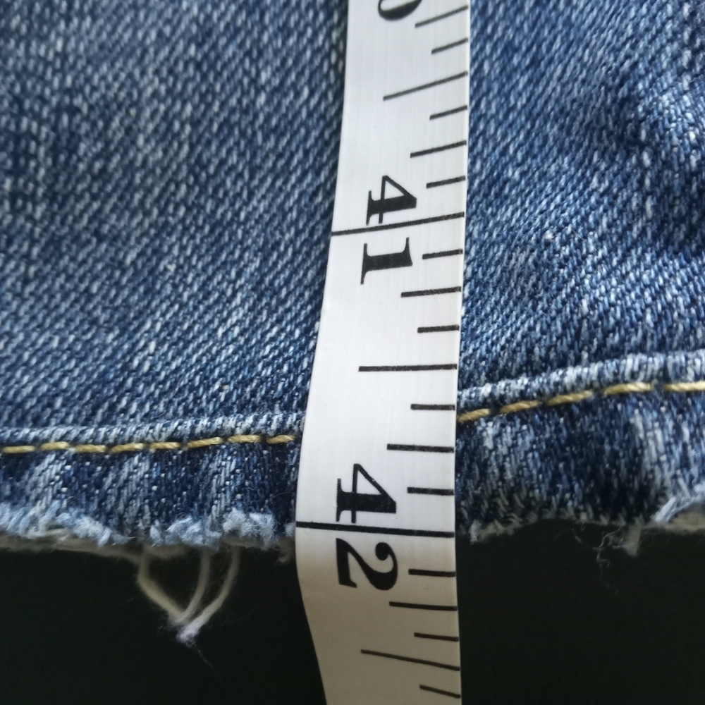 7 For All Mankind Distressed Bootleg/Wide Leg Jeans | Size 30 | NWOT - Picture 9 of 11